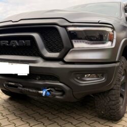 DODGE / RAM 1500 DT Rebel 2025 – płyta montażowa wyciągarki HD