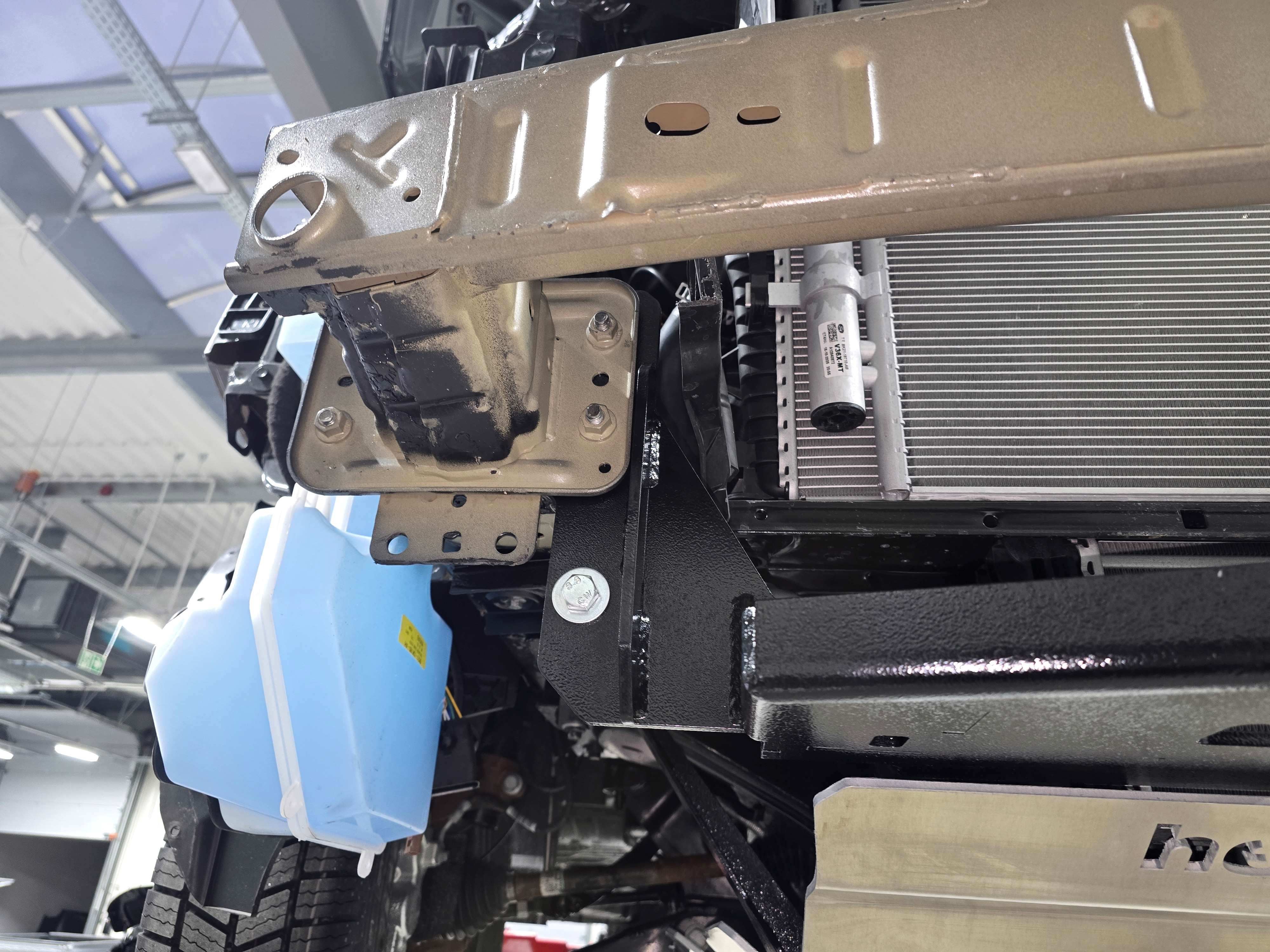 Ford Transit RWD 2025 - z ACC płyta montażowa wyciągarki HD - obrazek 4