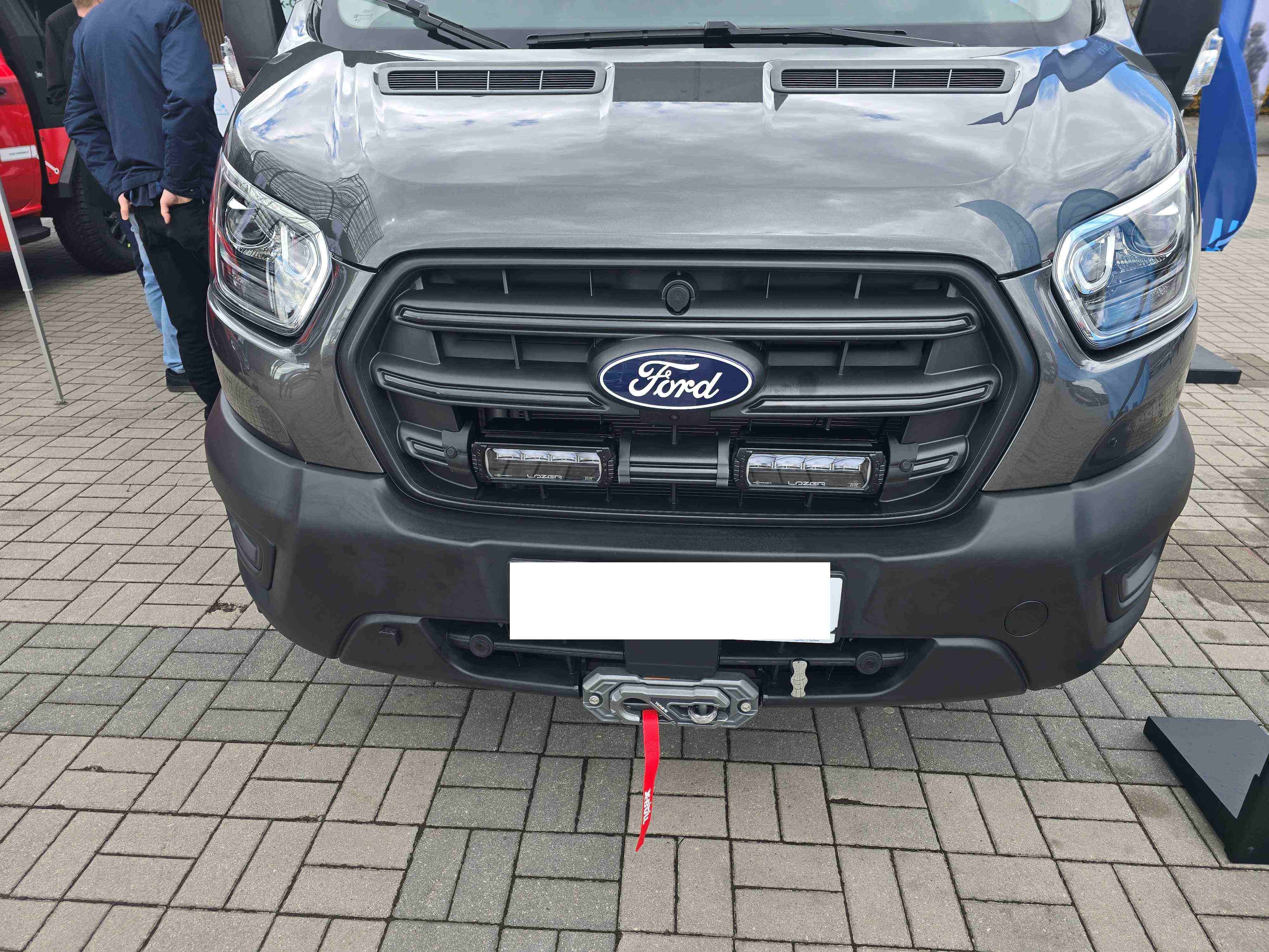 Ford Transit RWD 2025 - z ACC płyta montażowa wyciągarki HD