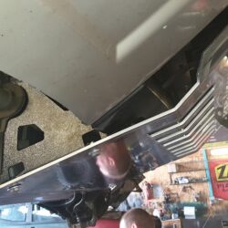Jeep Commander XK 2005-2012 osłona czołowa z płytą montażową wyciagarki