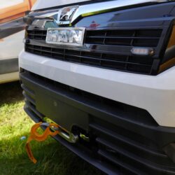 MAN TGE 4×4 2017- 2020 płyta montażowa wyciągarki