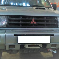Mitsubishi Pajero 2 CLASSIC V30 V33 1998-2011 płyta montażowa wyciągarki