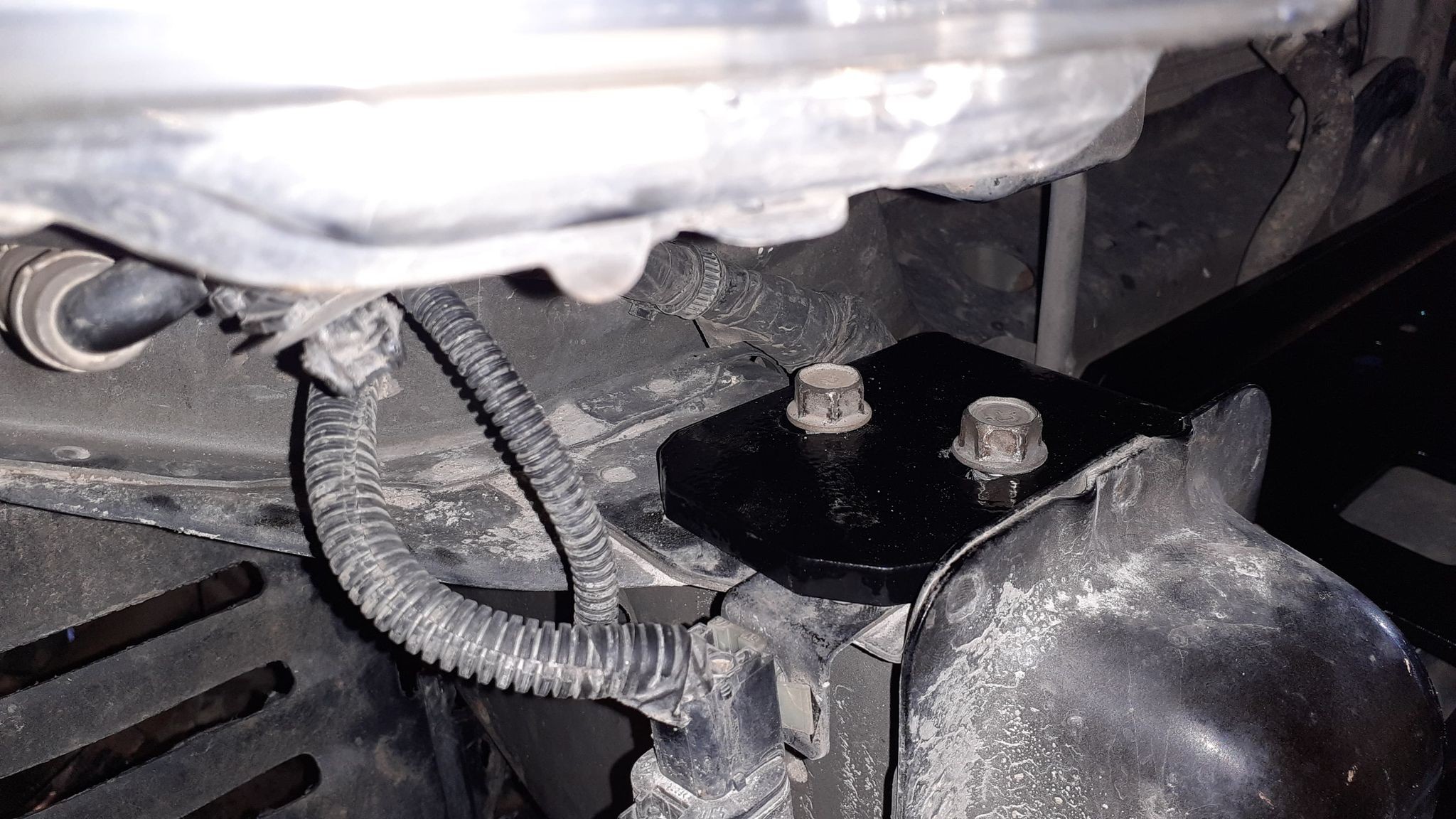 Mitsubishi Pajero 3 III V60 V70 1999-2006 płyta montażowa wyciągarki HD - obrazek 4