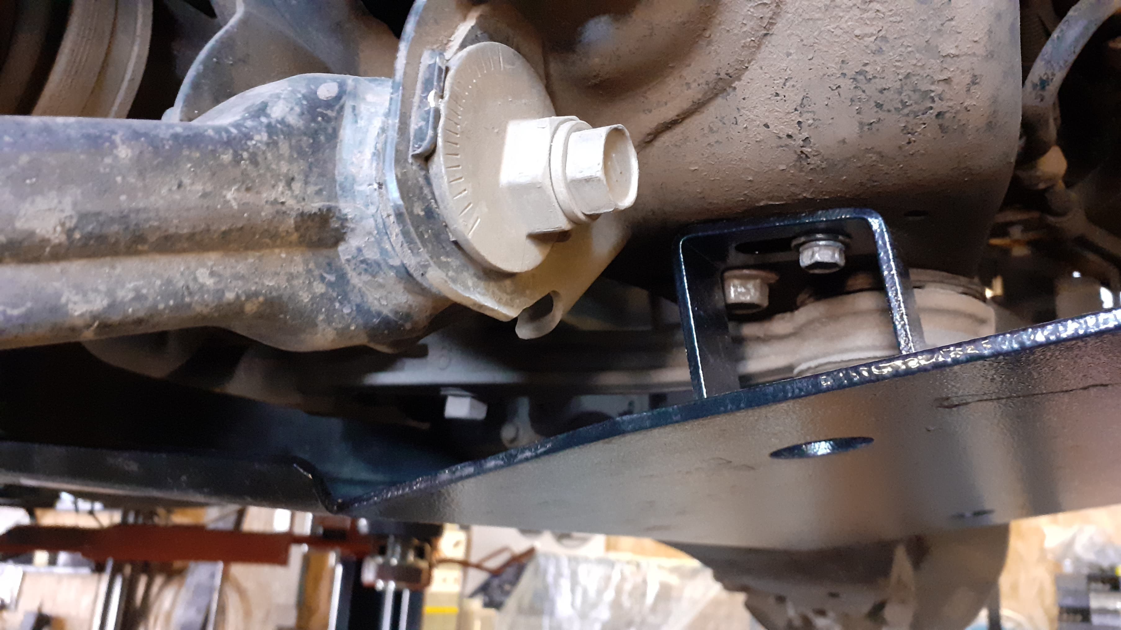 Osłona chłodnic, silnika i przedniego mostu Lexus GX470 2002-2009 aluminiowa - obrazek 2