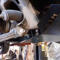 Osłona chłodnic, silnika i przedniego mostu Lexus GX470 2002-2009 aluminiowa