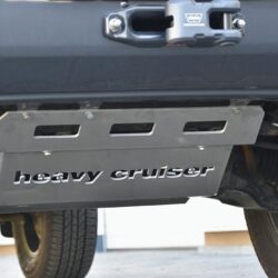 Osłona chłodnic, silnika i przedniego mostu OFFROAD Toyota Hilux Revo 2015- czerwona