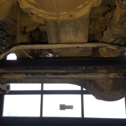 Osłona miski olejowej Nissan Patrol Y61 1998-2004 lift 3-4 cale czerwona