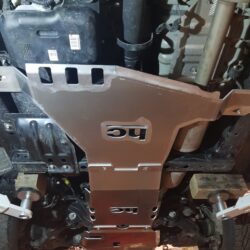 Osłona reduktora OFFROAD Toyota Hilux Revo 2021-