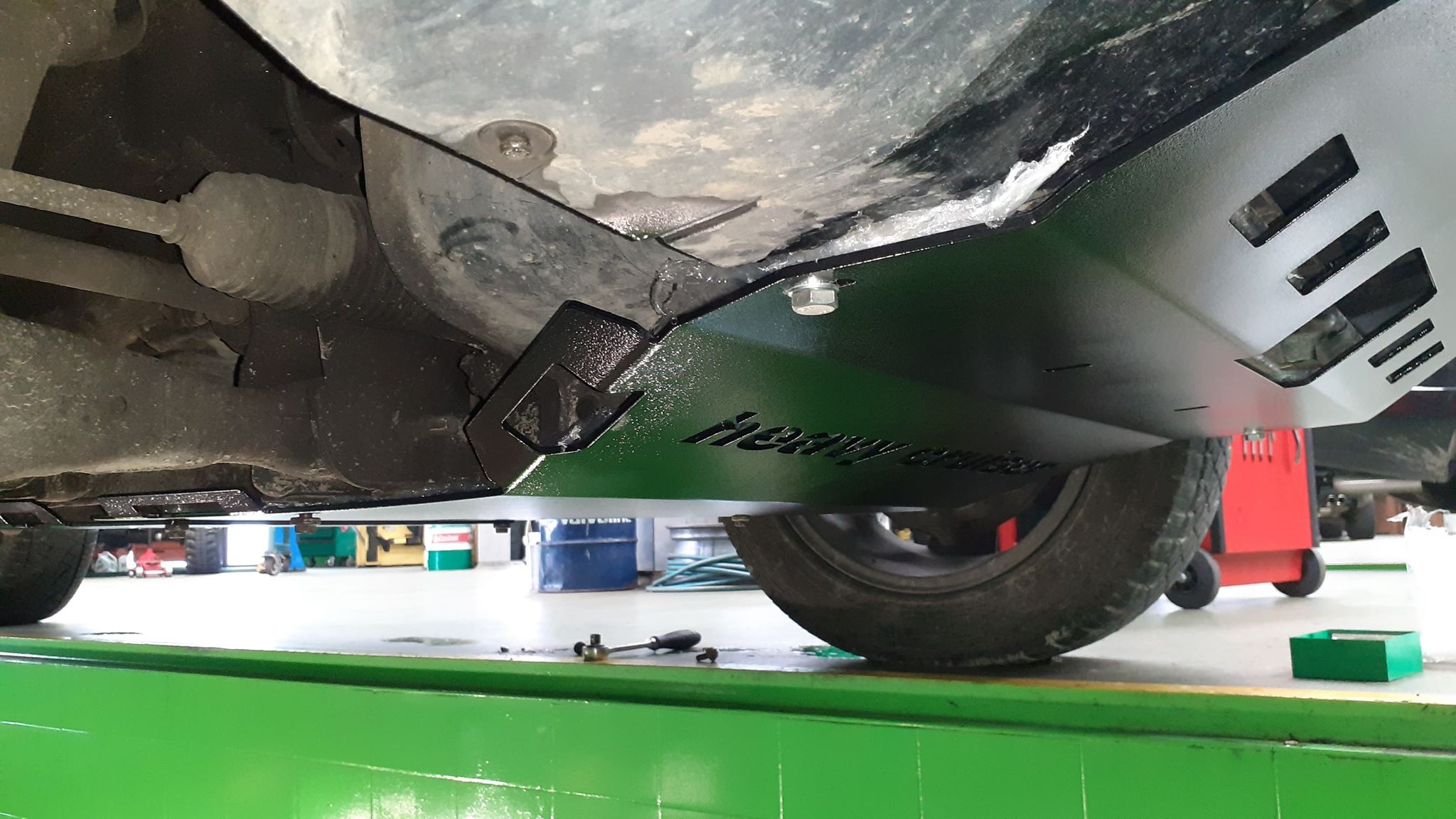 Osłona sinika,chłodnic i przedniego mostu OFFROAD Range Rover Sport L320 facelift 2009-2013 - obrazek 2