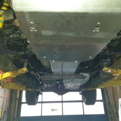 Osłona skrzyni biegów i reduktora OFFROAD Toyota Land Cruiser J 120 J 125 2003-2009 D4D czerwona