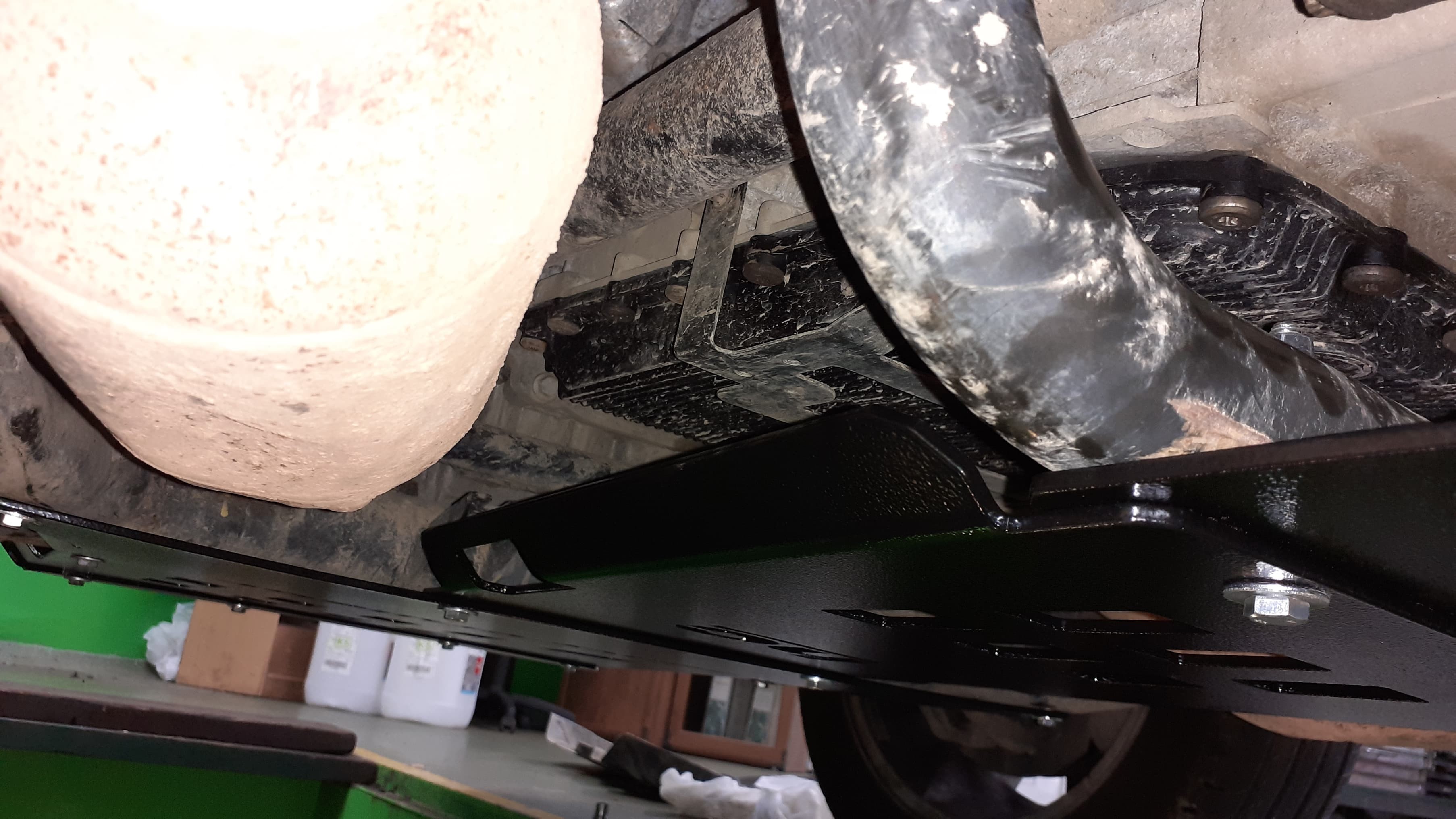 Osłona skrzyni biegów Standard Range Rover L322 facelift 2009-2012 aluminiowa - obrazek 3