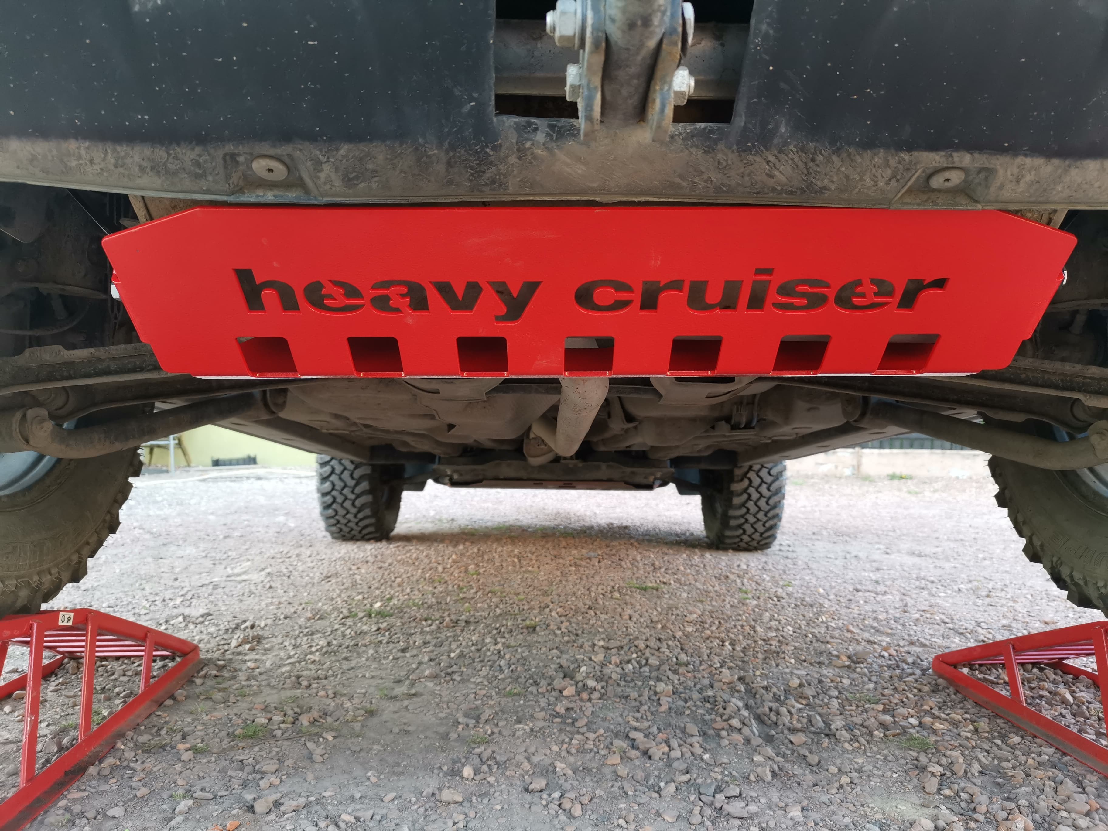 Osłona tłumika tylnego Jeep Renegade 2014-2018 czerwona