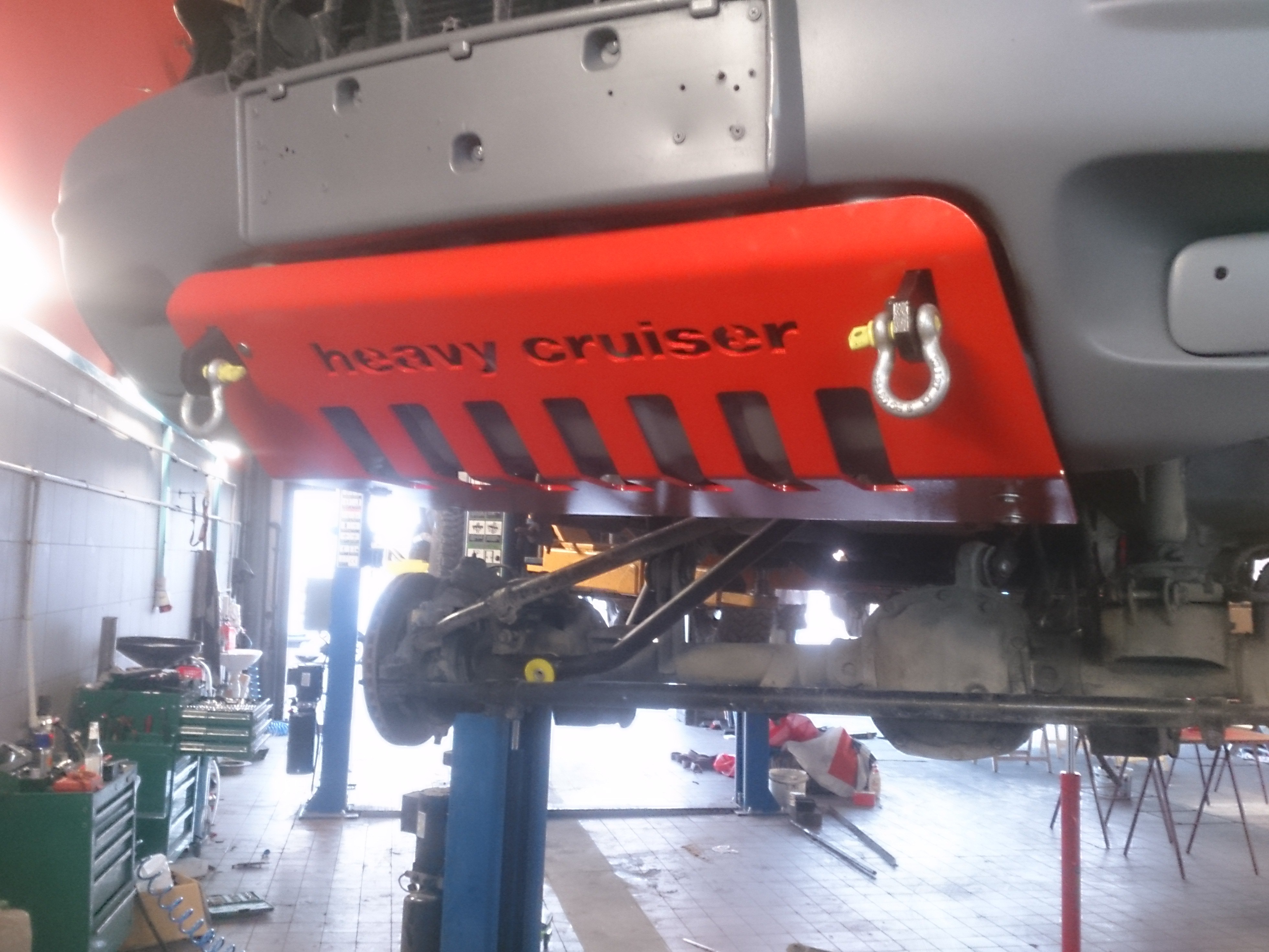 Osłona czołowa z uchwytami do holowania Jeep Grand Cherokee WJ WG 1999-2004 czerwona - obrazek 3