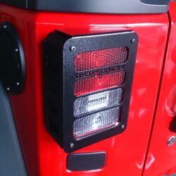 Osłony lamp tylnych STANDARD  Jeep Wrangler JK 2007-2018