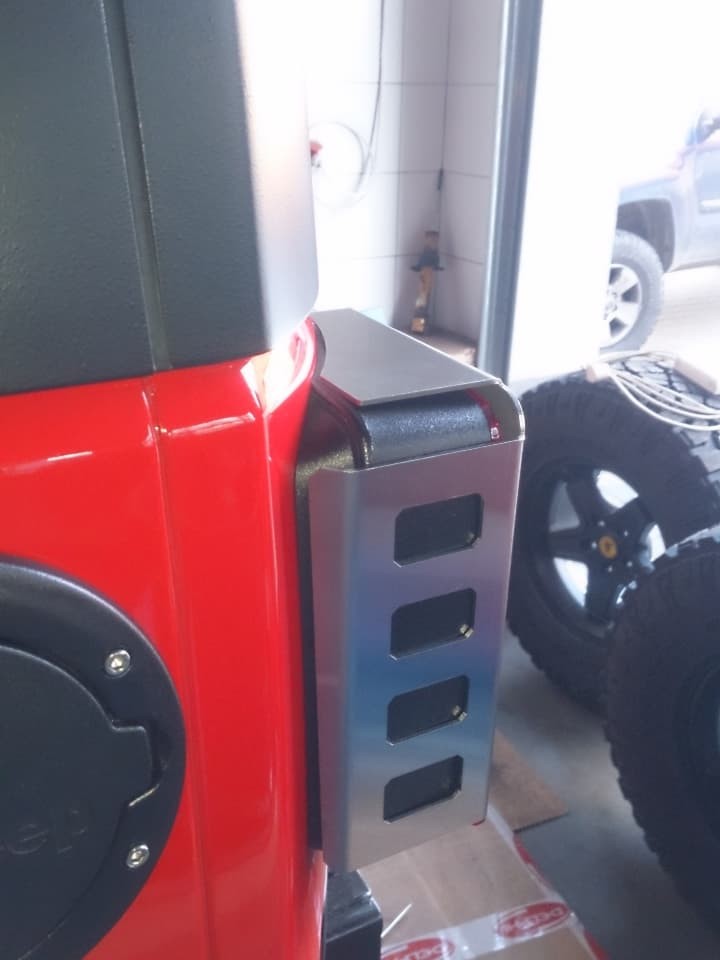 Osłony lamp tylnych STANDARD Jeep Wrangler JK 2007-2018 stal nierdzewna - obrazek 2