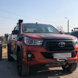 Toyota Hilux Revo Rocco / Dakar 2018-2020 płyta montażowa wyciągarki